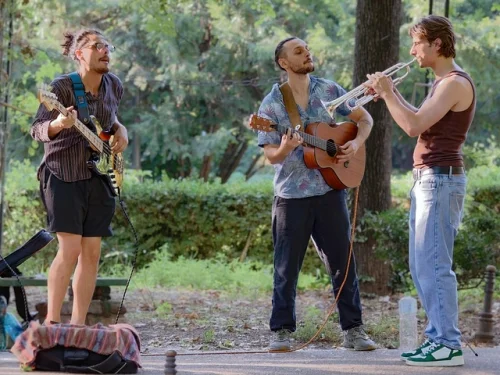 Rüyada Martılara Simit Atmak